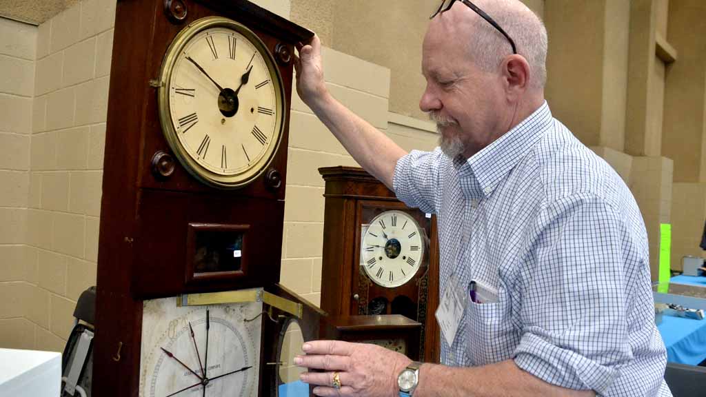 Clock-Wise Collectors Wind Up at Del Mar Show - Times of San Diego - Times of San Diego