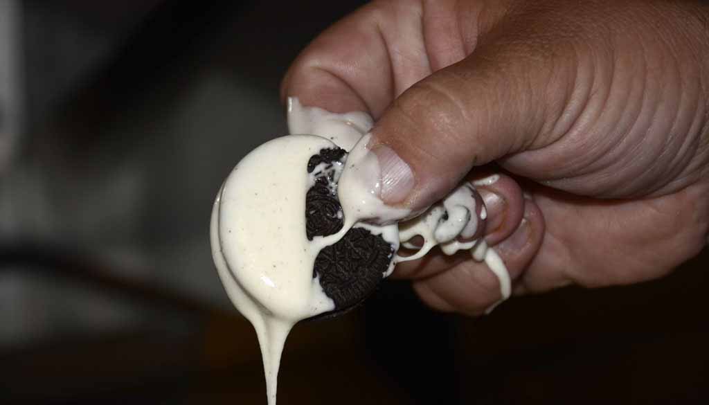 DeepFried Oreos from San Diego's Iconic Chicken Charlie's Featured in