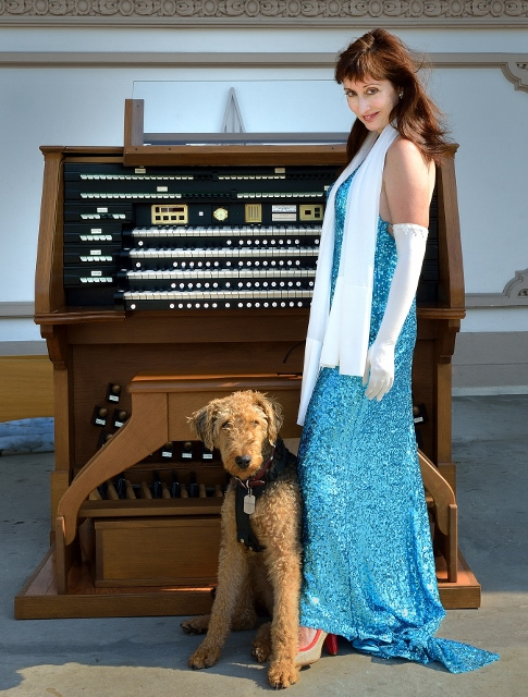 Celebs and Their Dogs to Parade at 'Bark in Balboa Park' Concert