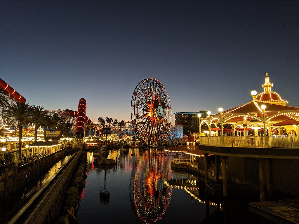 Disney to Open Some Stores, Restaurants in California Adventure Park in