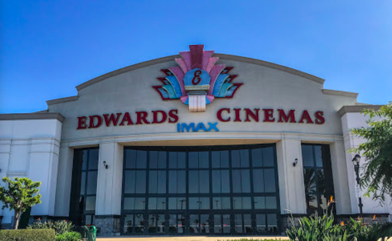 Regal Cinemas Sues Insurers Over Business Interruption