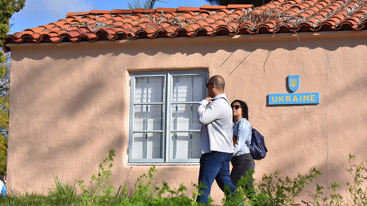 Warm start to week in San Diego County, then cooling trend with chance of rain