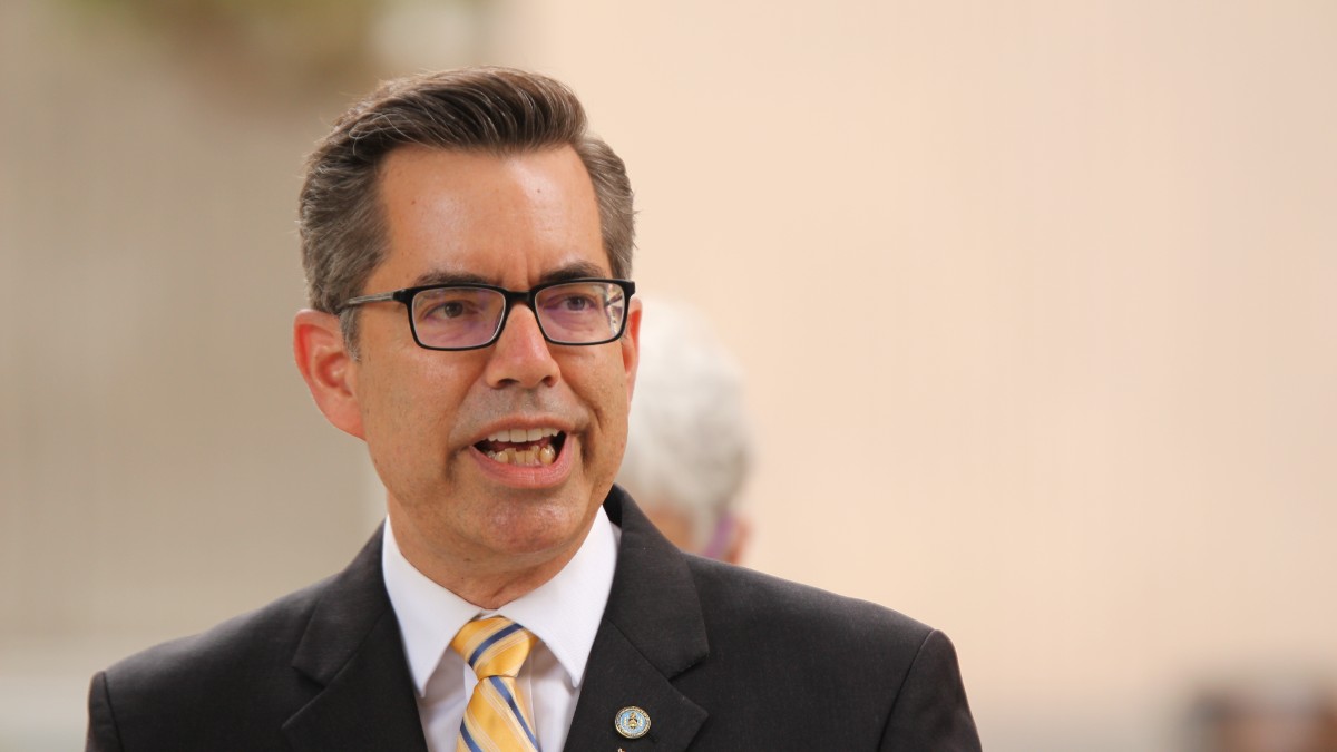 San Diego Councilman Stephen Whitburn unanimously reelected MTS board chair