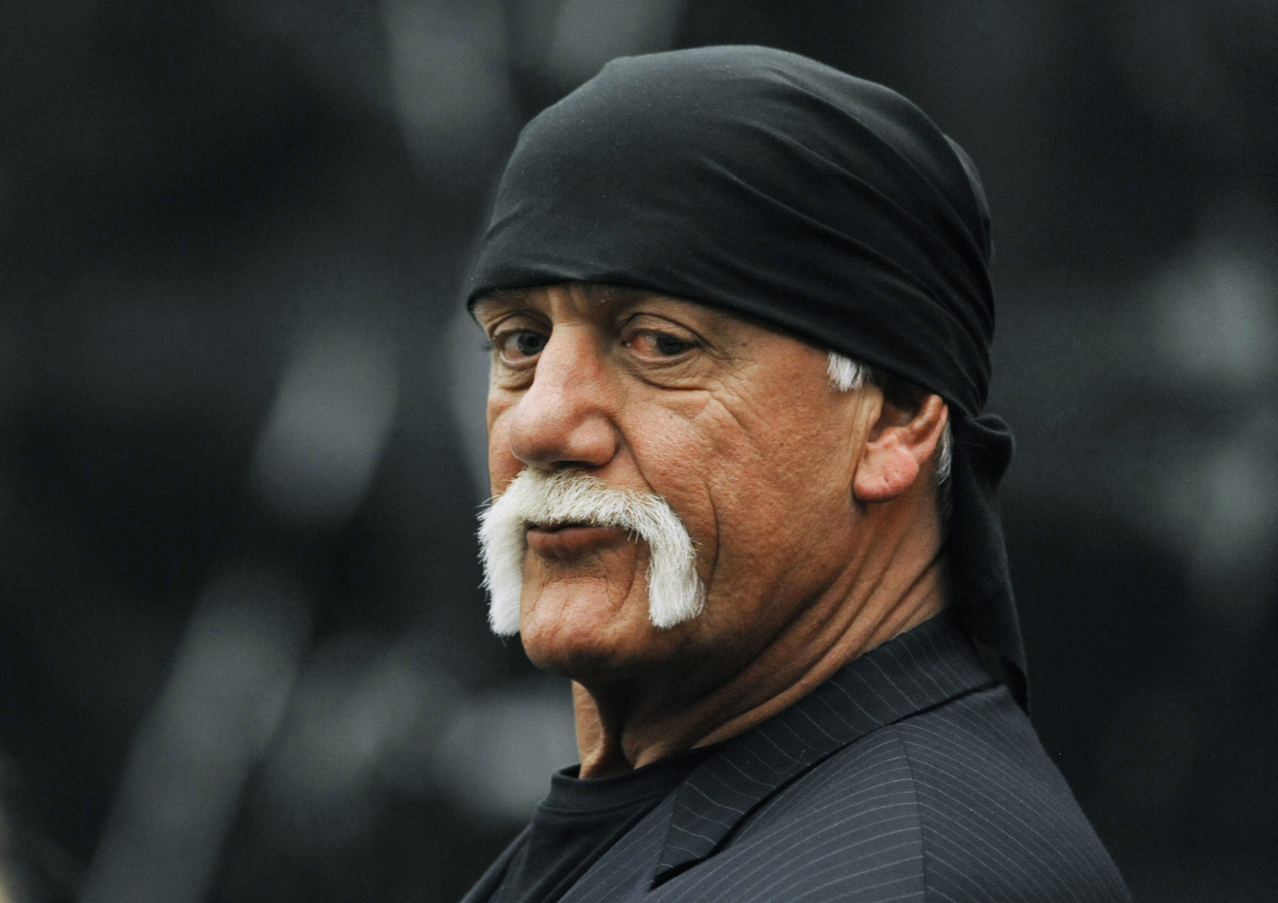 Wrestling legend Hulk Hogan dead at 71