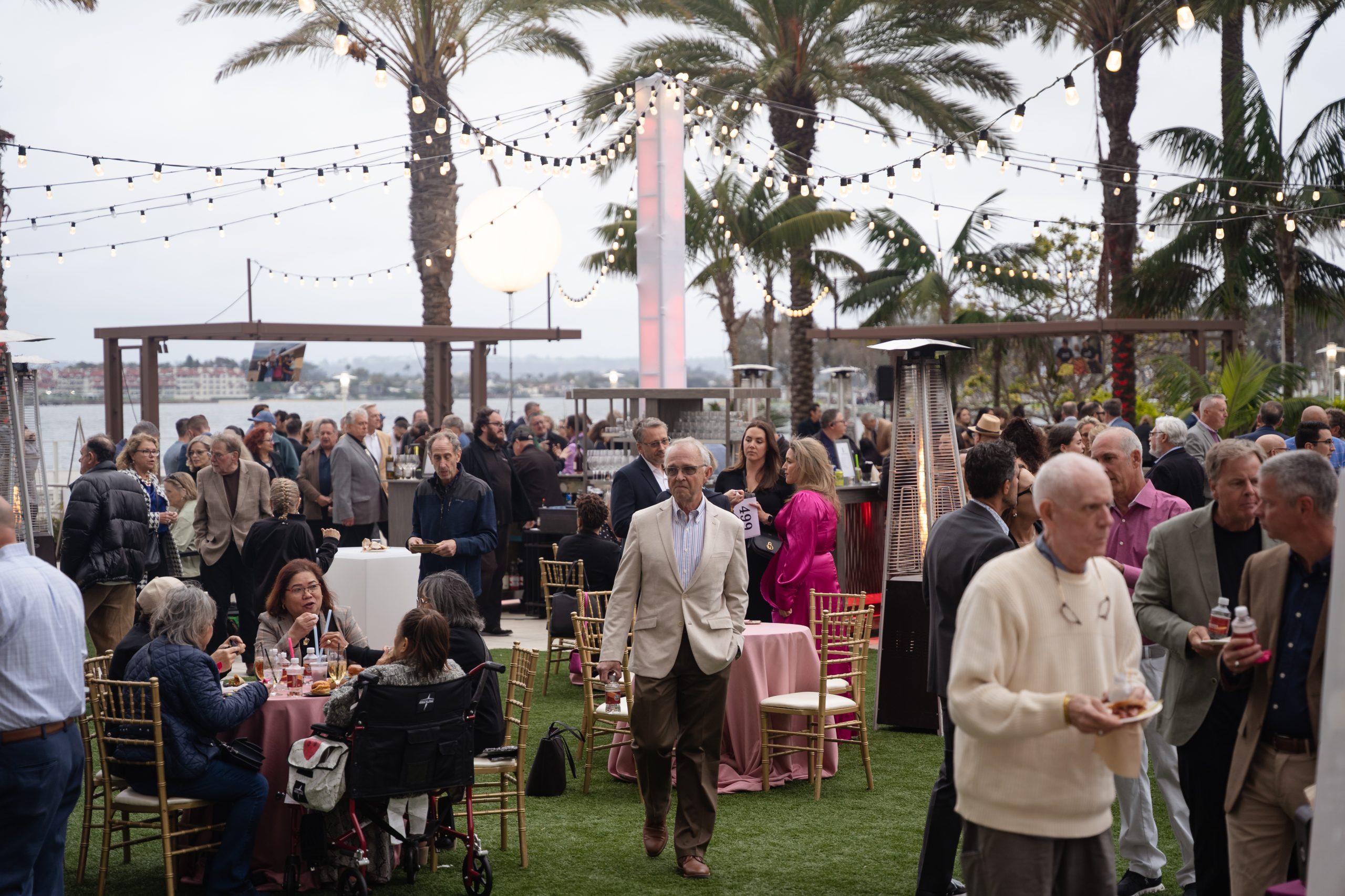 Community raises $170K for Mama’s Kitchen as funding cuts loom Community raises $170K for Mama’s Kitchen as funding cuts loom