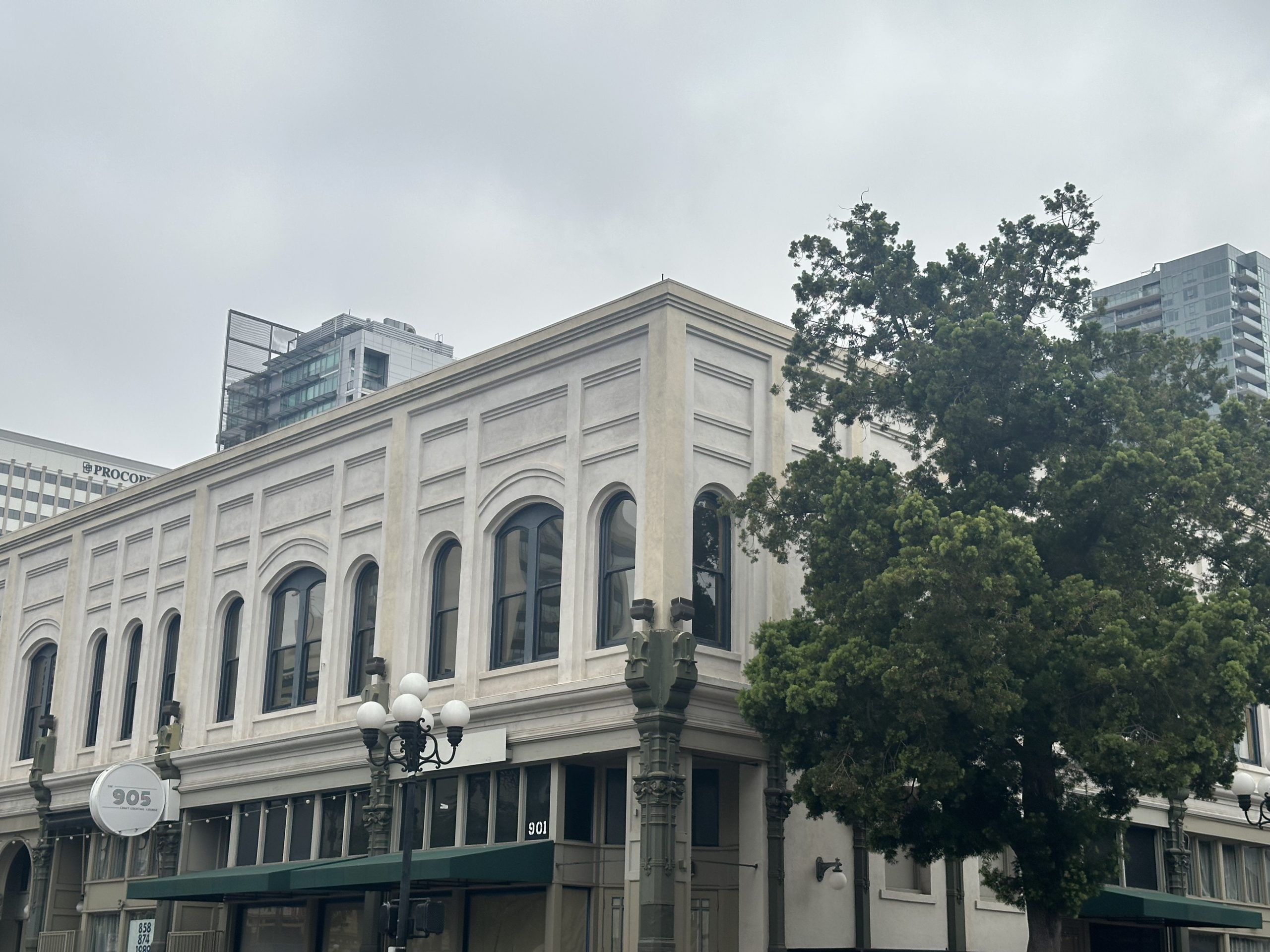 An elite address with many tenants over time&nbsp;