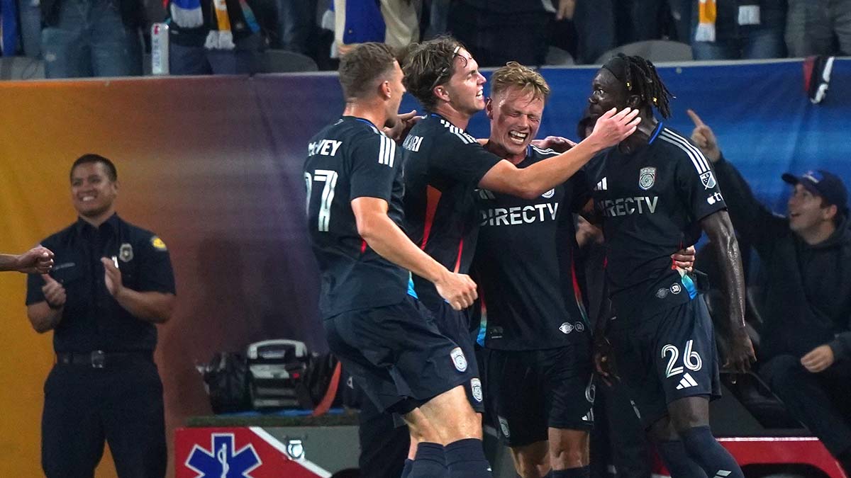 San Diego FC defeats Portland Timbers for franchise&rsquo;s first playoff victory