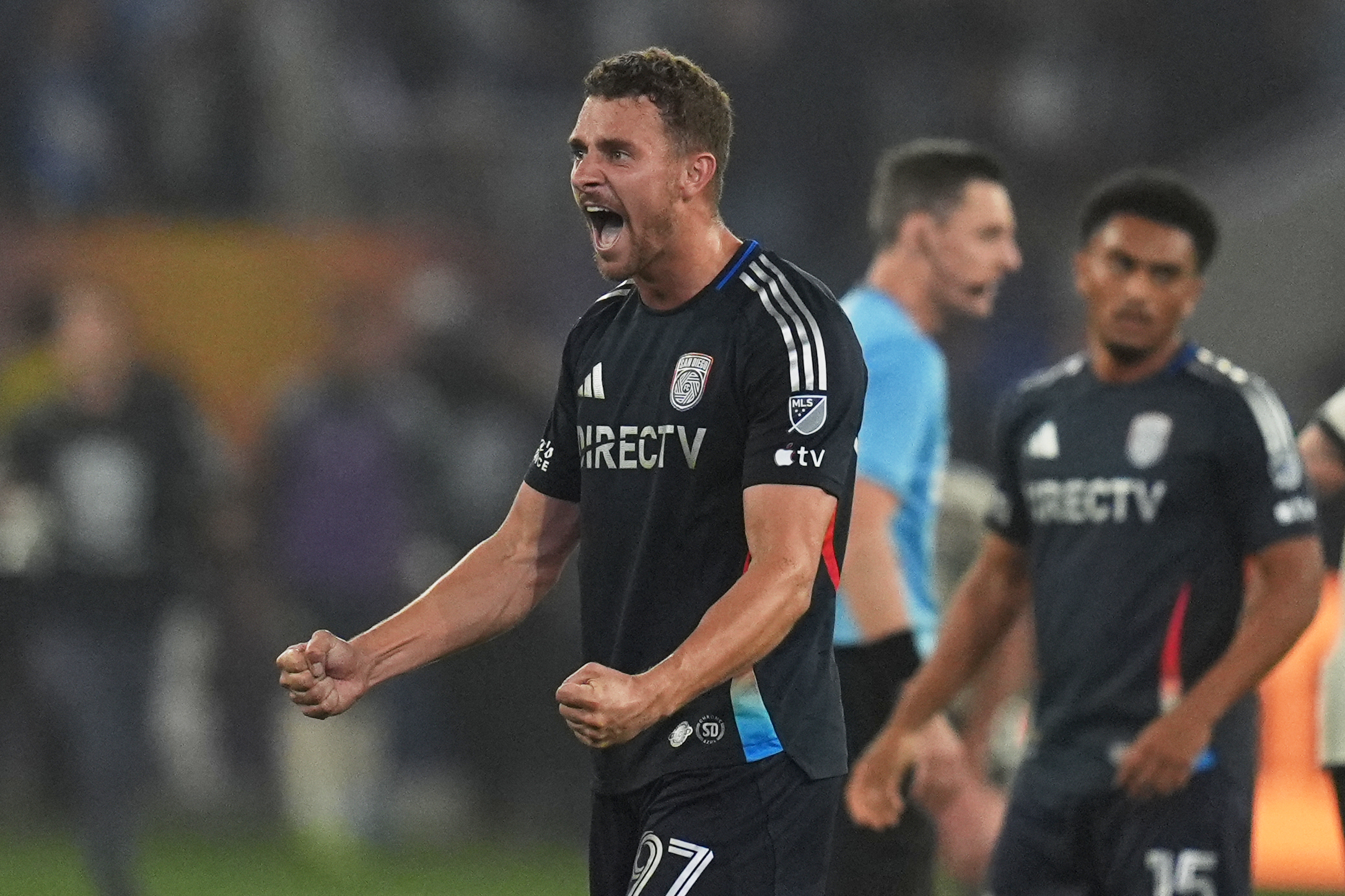 San Diego FC advances in MLS playoffs with dominant 4-0 win