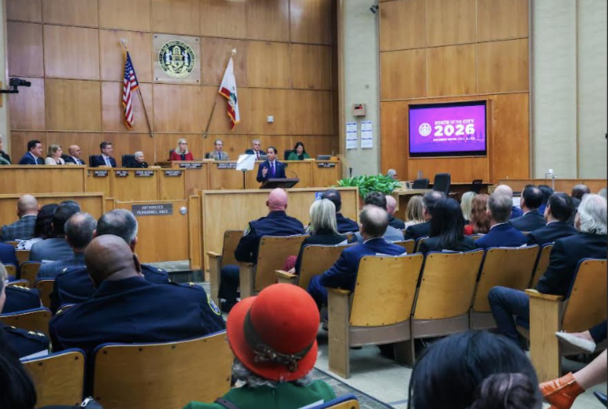 Despite jeers, Gloria sticks to the script at State of the City, spotlighting progress but not the deficit