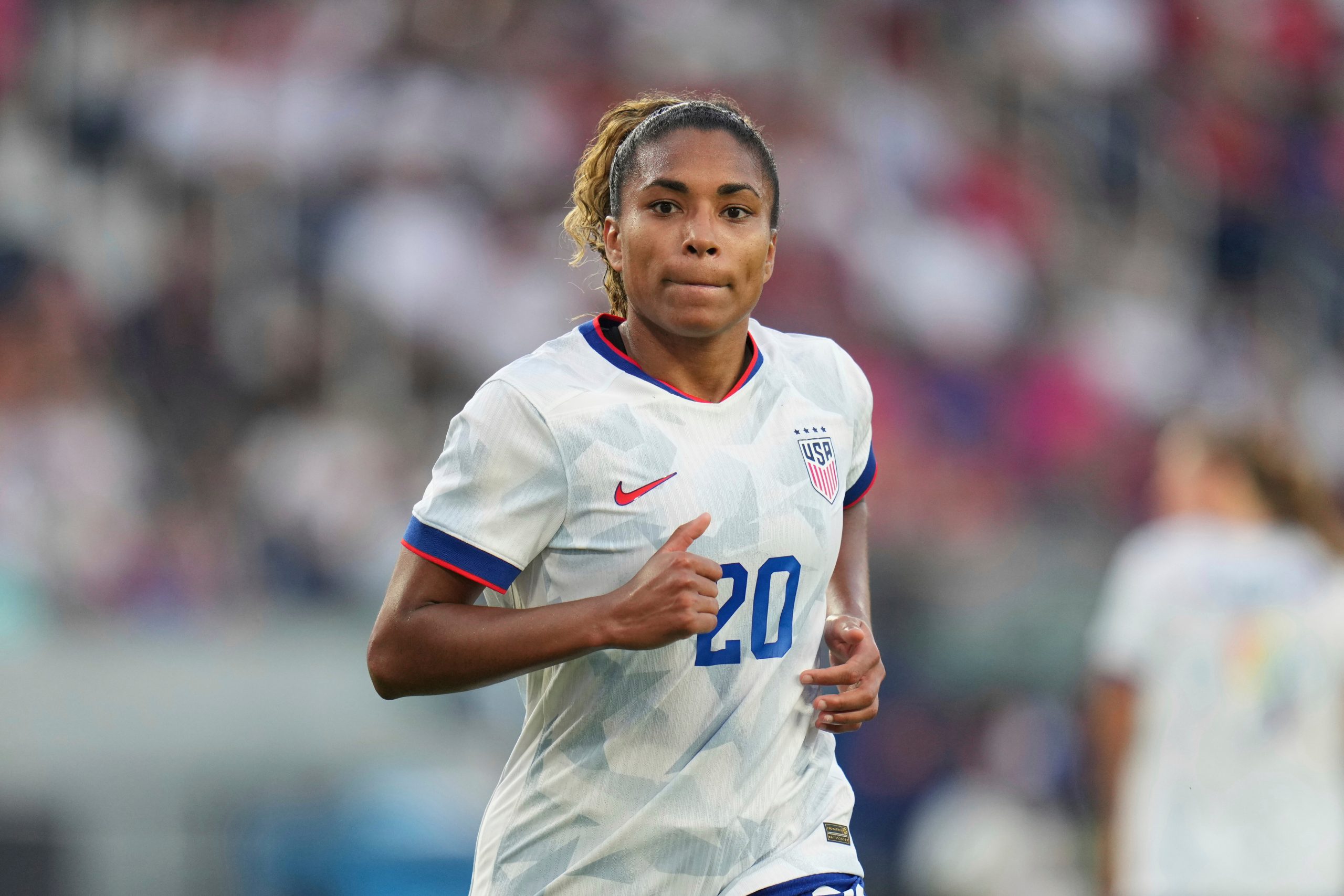 San Diego Wave calls homecoming of Chelsea star Catarina Macario &lsquo;monumental signing&rsquo;