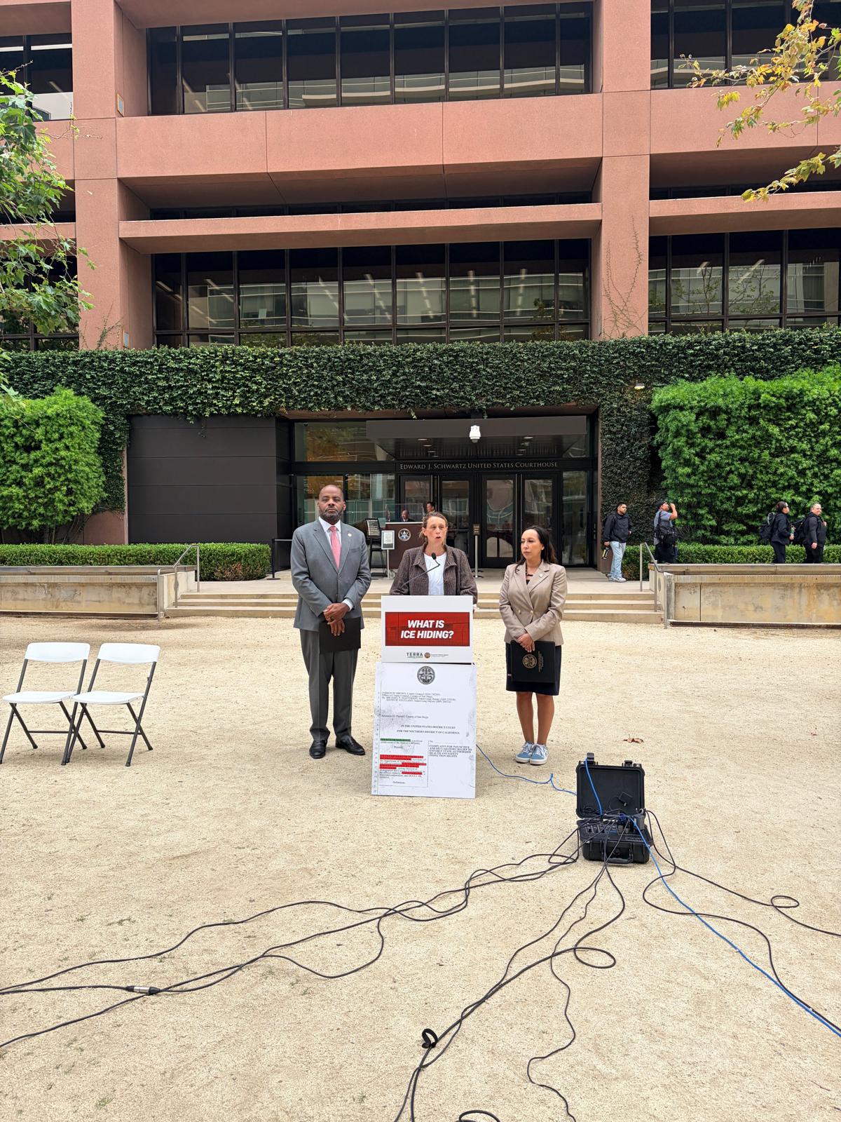 El Condado de San Diego demanda al gobierno federal exigiendo inspecciones en el Centro de Detenci&oacute;n de Otay Mesa