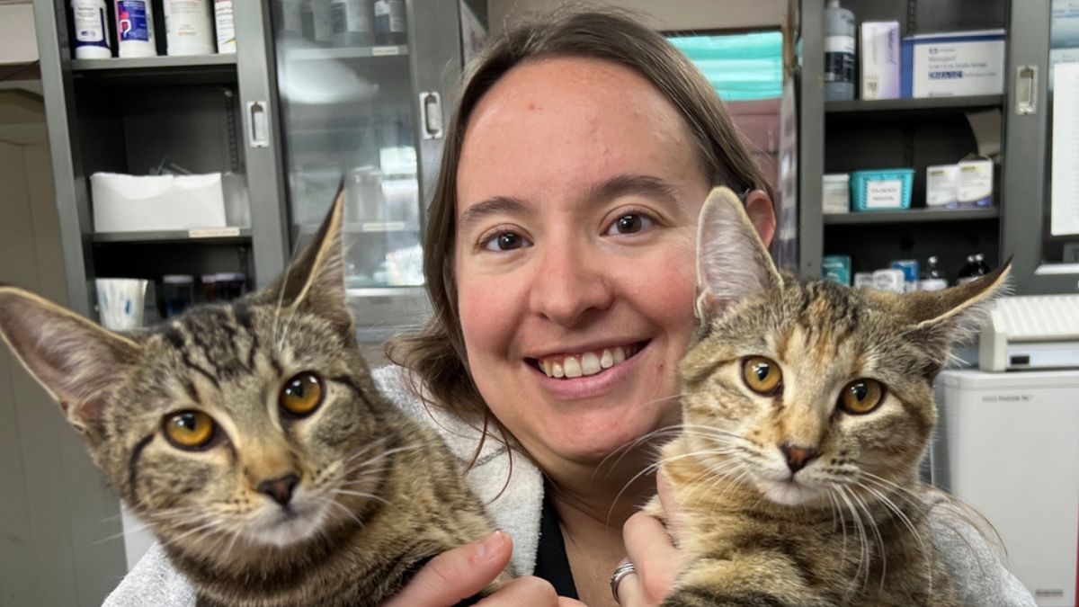 ‘It’s never too late’: Navy spouse builds veterinary career to fit with frequent moves