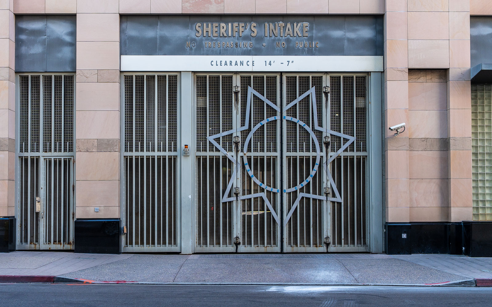 Researchers, oversight board rebuke sheriff for withholding data in jail deaths study