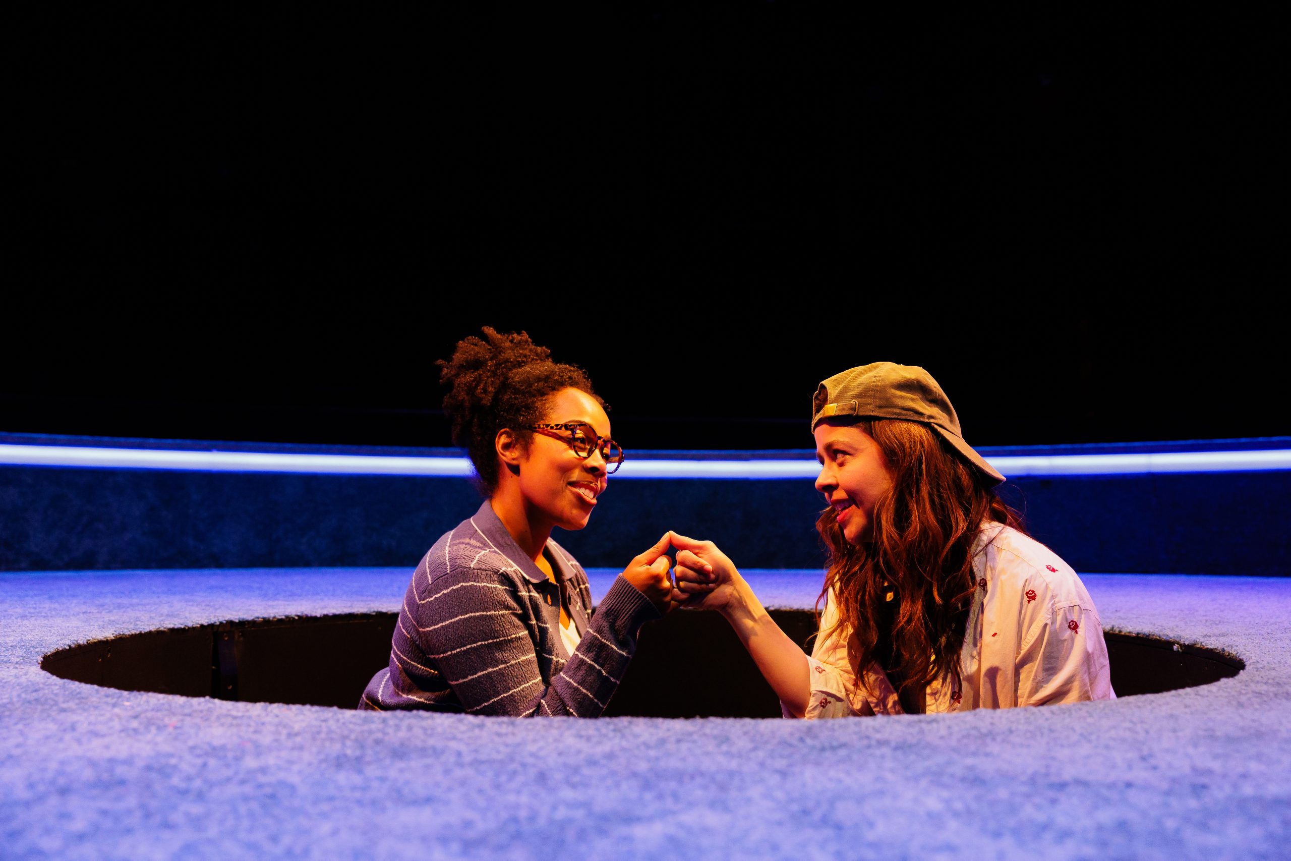 Theater, live music and politics on stage: 7 reasons to go out in Uptown and Downtown this month