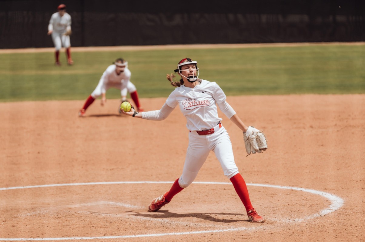 Palomar College heads to softball state championship tourney after close call in Super Regionals