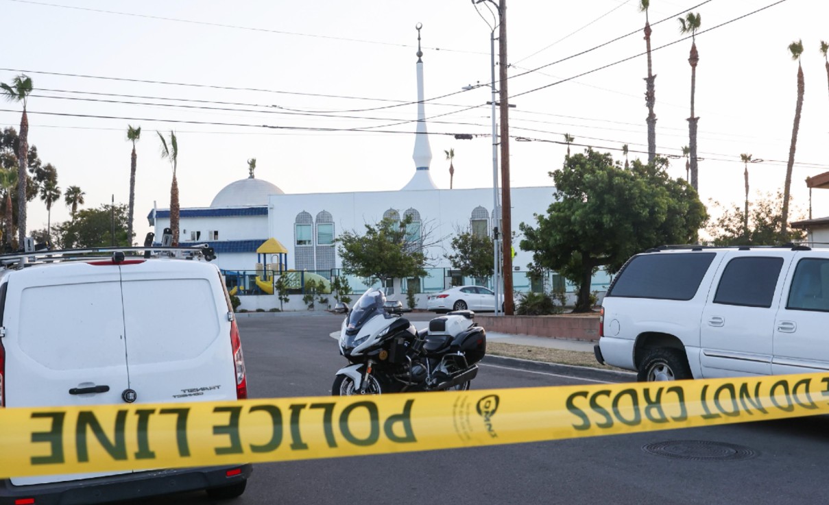 Por qu&eacute; compa&ntilde;eros, autoridades escolares y la polic&iacute;a de Chula Vista pidieron &mdash;sin &eacute;xito&mdash; a un tribunal mantener a uno de los presuntos tiradores de la mezquita alejado de las armas de su padre