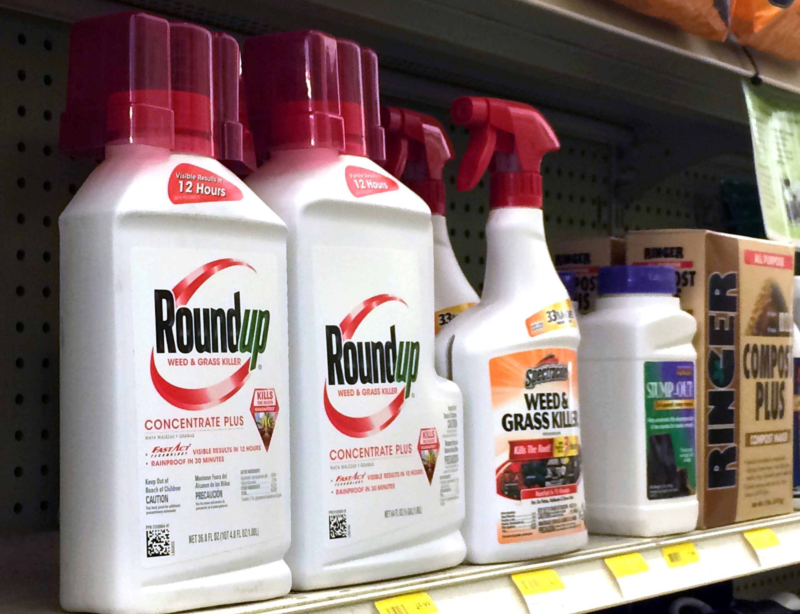 Corte Suprema propina rev&eacute;s a MAHA en caso sobre pesticidas