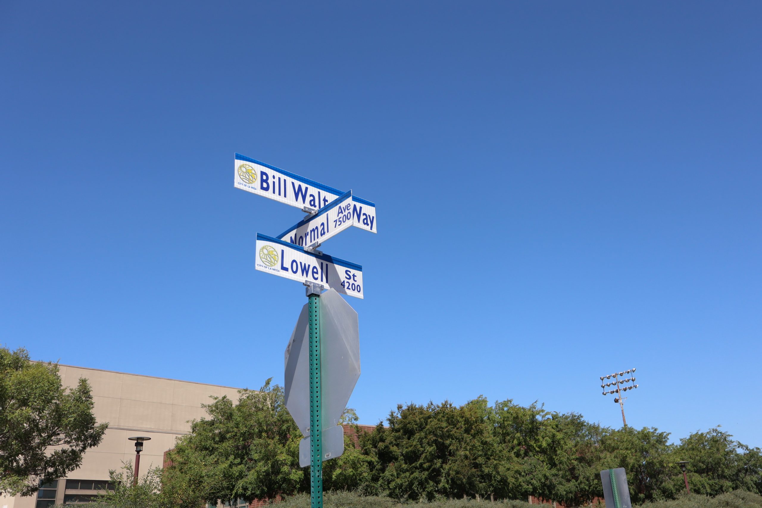 City of La Mesa unveils &lsquo;Bill Walton Way&rsquo; honorary street sign