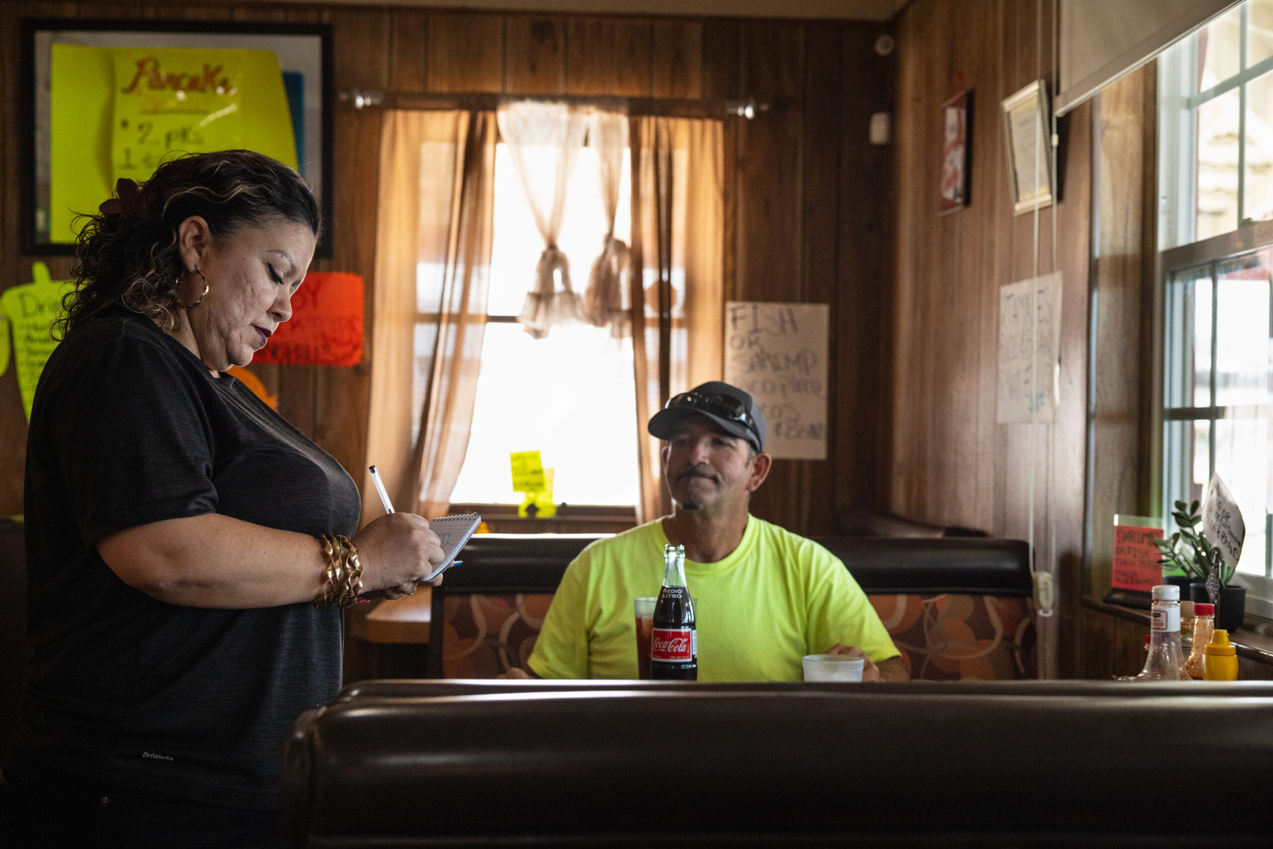 Los sue&ntilde;os de Lithium Valley en California chocan con la realidad en el &uacute;nico restaurante del pueblo
