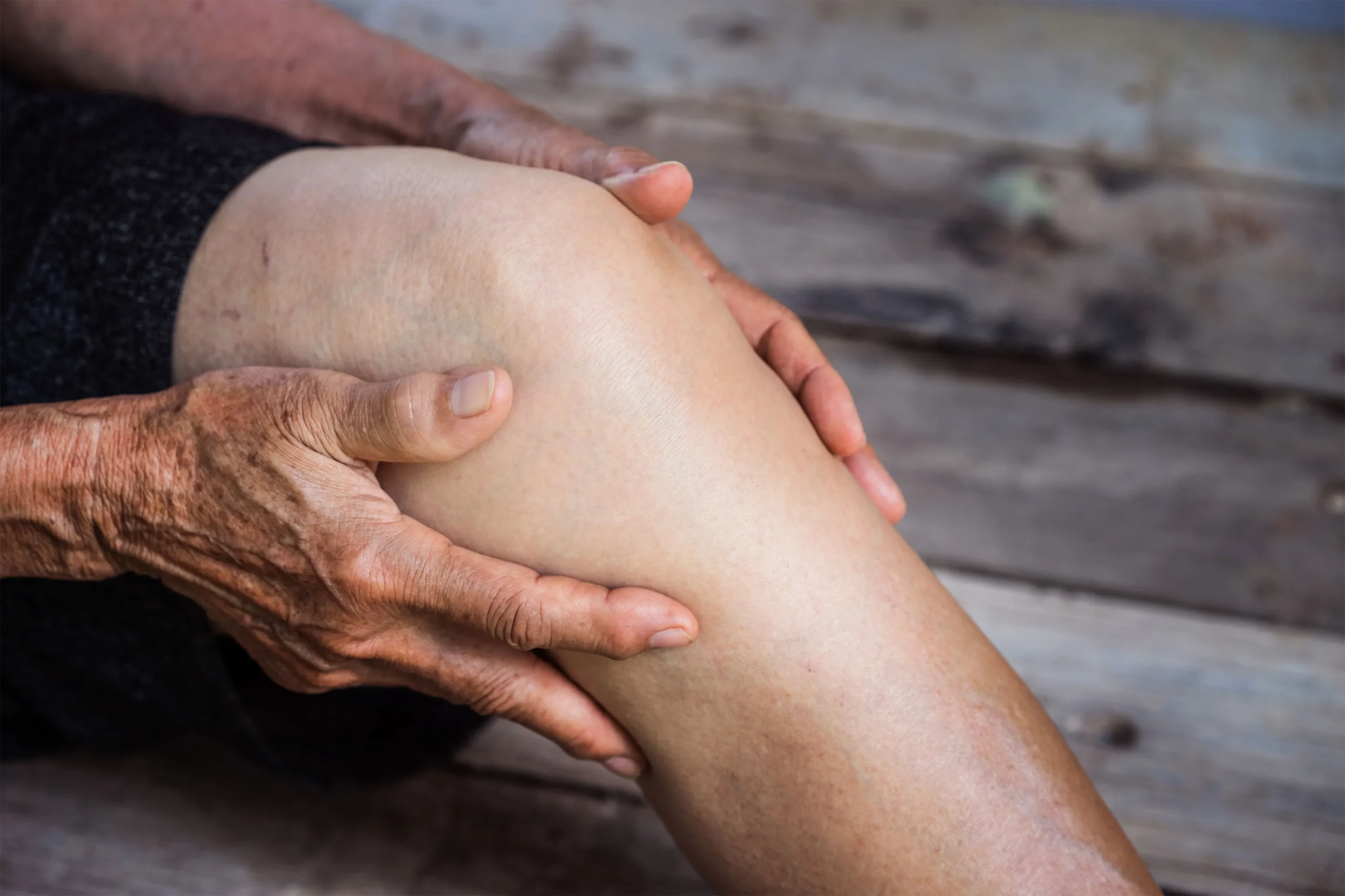 &iquest;Dolor de rodilla? &iquest;Cart&iacute;lago desgarrado? Una investigaci&oacute;n sugiere que la cirug&iacute;a no es la mejor respuesta