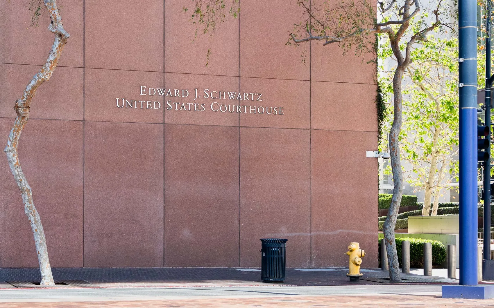 Hallan muerto a Andrew Haden, exfiscal federal interino del Distrito Sur de California